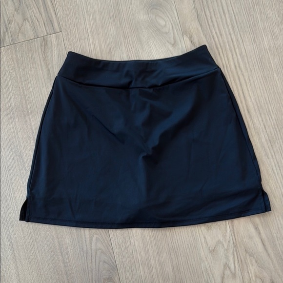 Amazon | Women's Black Mini Skort | M - Picture 1 of 8